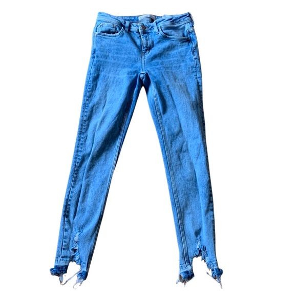 Zara Shredded Hem Skinny Jean Size 6 - Picture 3 of 9